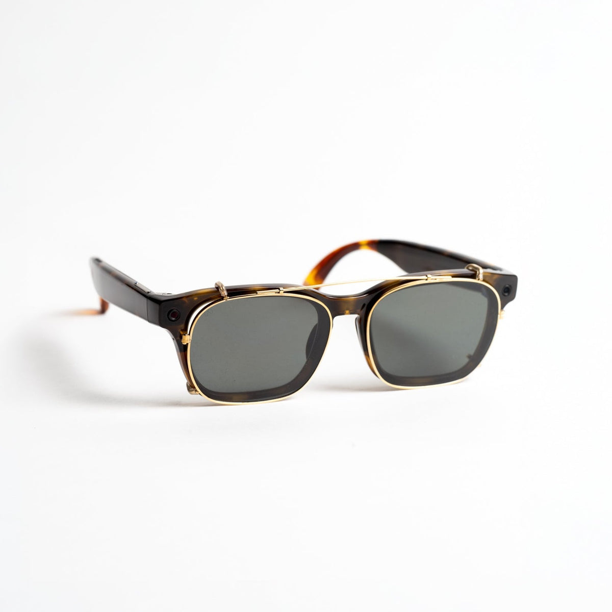 Clip-On Sunglasses for Meta Adventurer (Large)